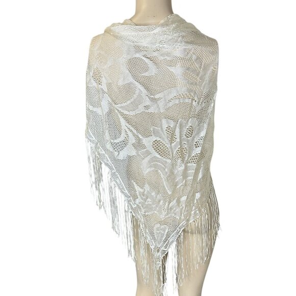 3/$25 VTG 60s Triangle Shawl Throw Cream Lace JAPAN 80x34 Scarf 9" Fringe Lotus - Picture 1 of 4